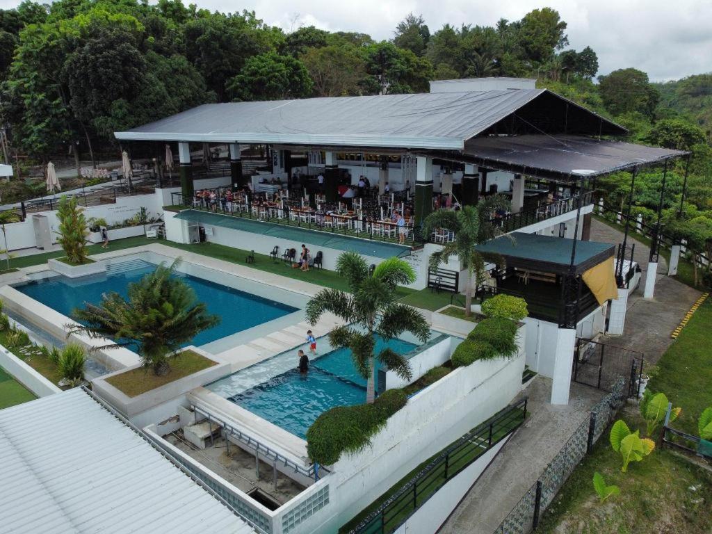 Ultra Winds Mountain Resort (Adults Only) Cagayan de Oro Exteriör bild