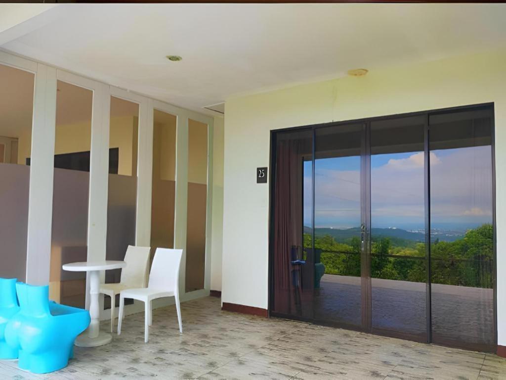 Ultra Winds Mountain Resort (Adults Only) Cagayan de Oro Exteriör bild